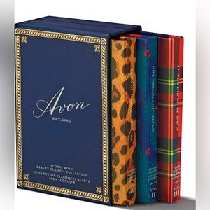 Avon Iconic Beauty Classics Collection 3 piece Makeup Boxed Gift Set